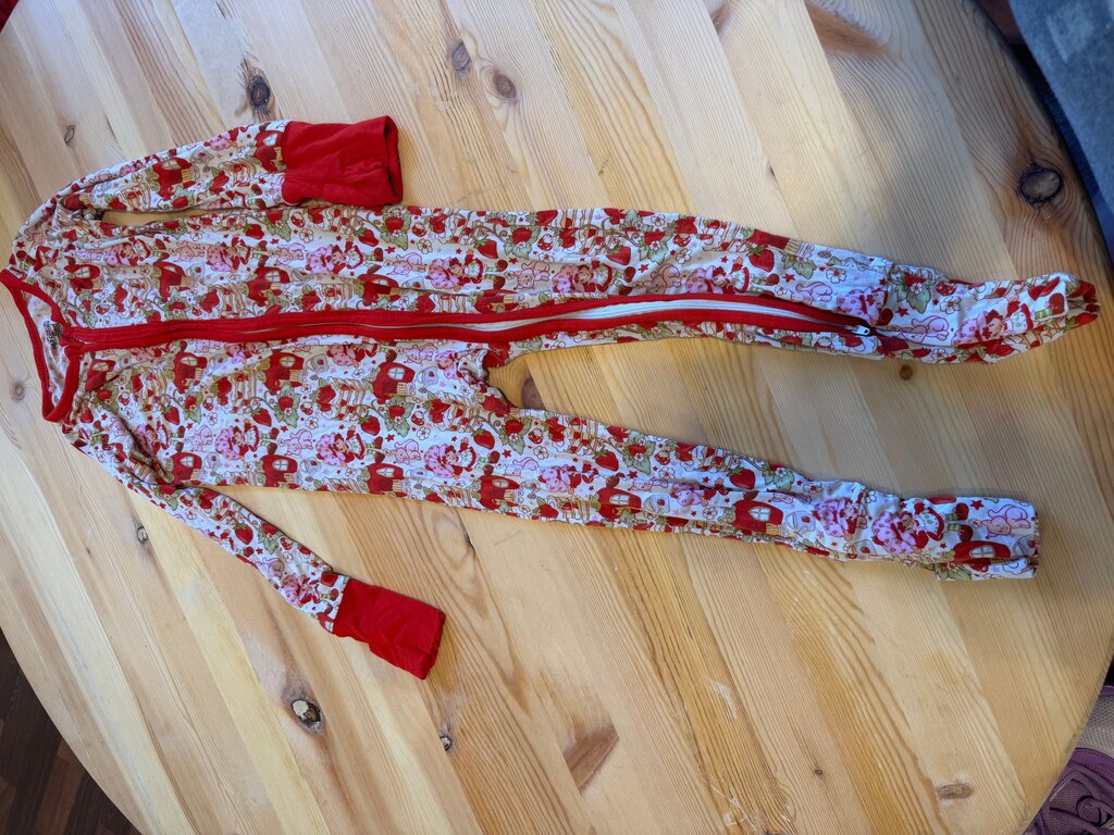 Children's Christmas Themed Zip-Up Pajamas