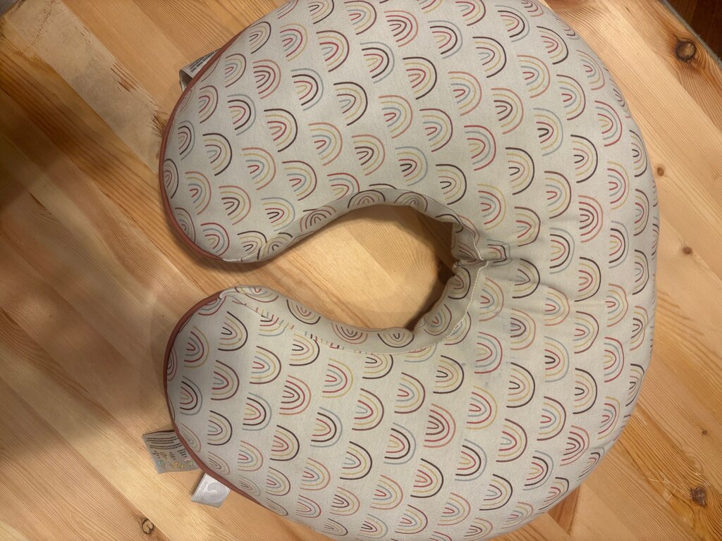 Nursing Pillow with Rainbow Pattern