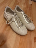 8W White and Gold Sneakers
