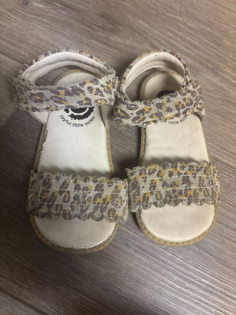 Joyful Little Soles Glitter Leopard Sandals