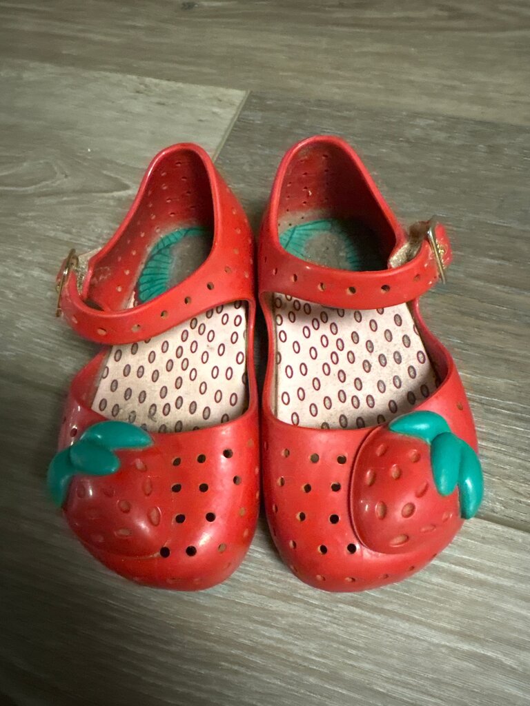 Mini Mellissa Red Strawberry Pattern Kids' Shoes