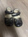 Black Patent Leather Mary Jane Shoes with Bow