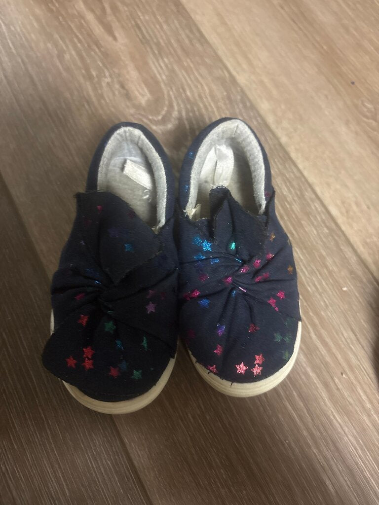 Star-Printed Toddler Shoes