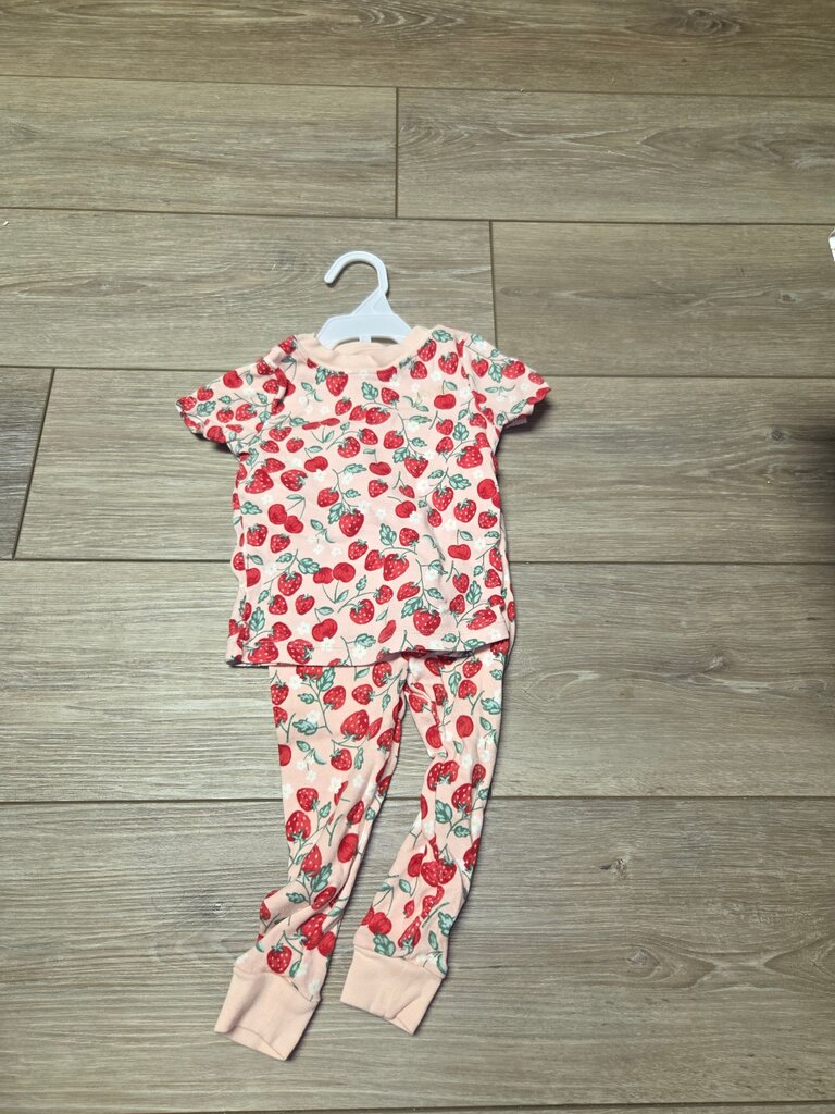 Girls Strawberry Print Pajama Set