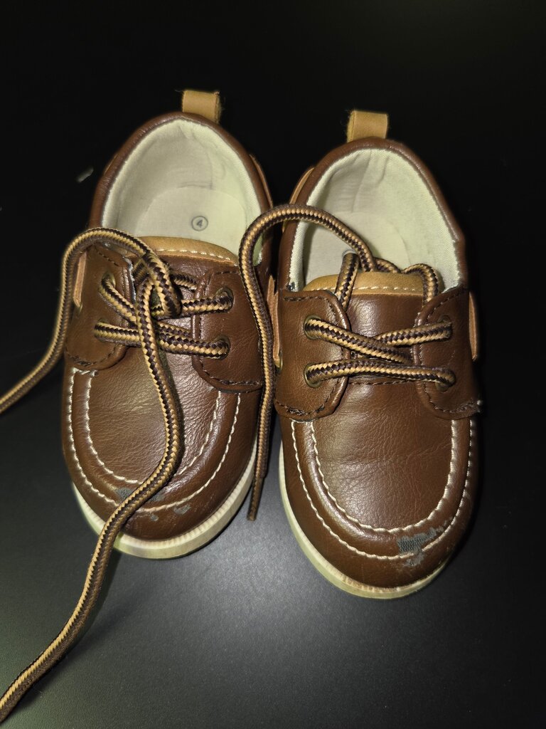 Brown Leather Lace-Up Shoes