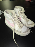 Nike Blazer Mid Sneakers