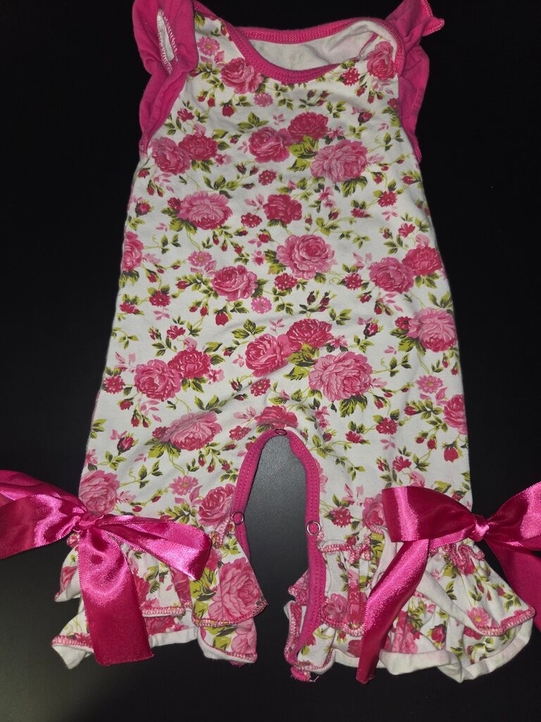Floral Print Baby Romper with Ruffles