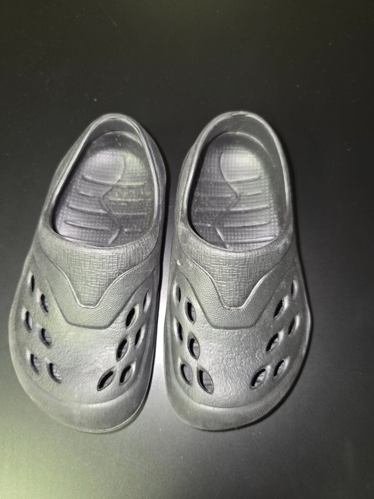 Toddler Black Slip-On Shoes