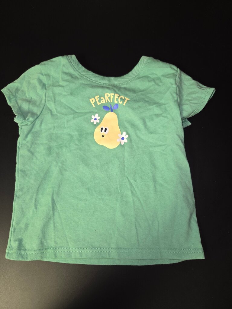 Pearfect Graphic T-Shirt