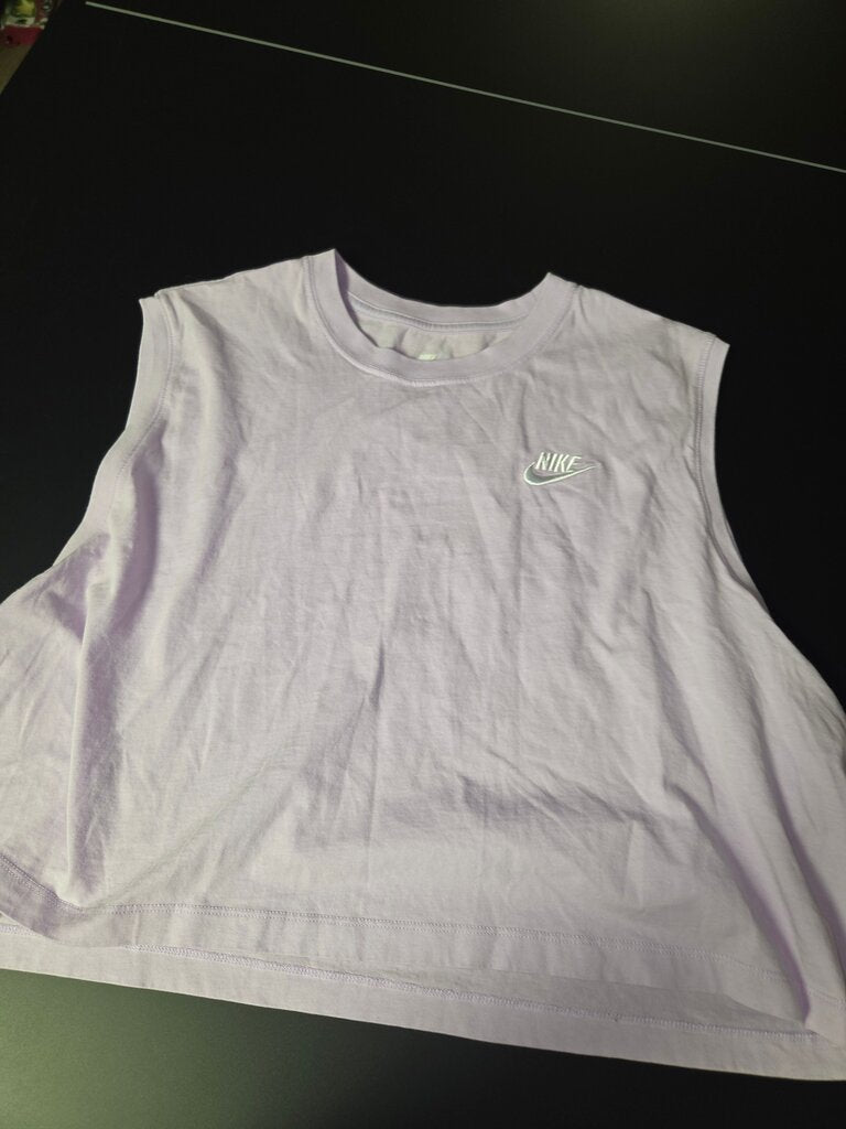 Nike Sleeveless Crop Top