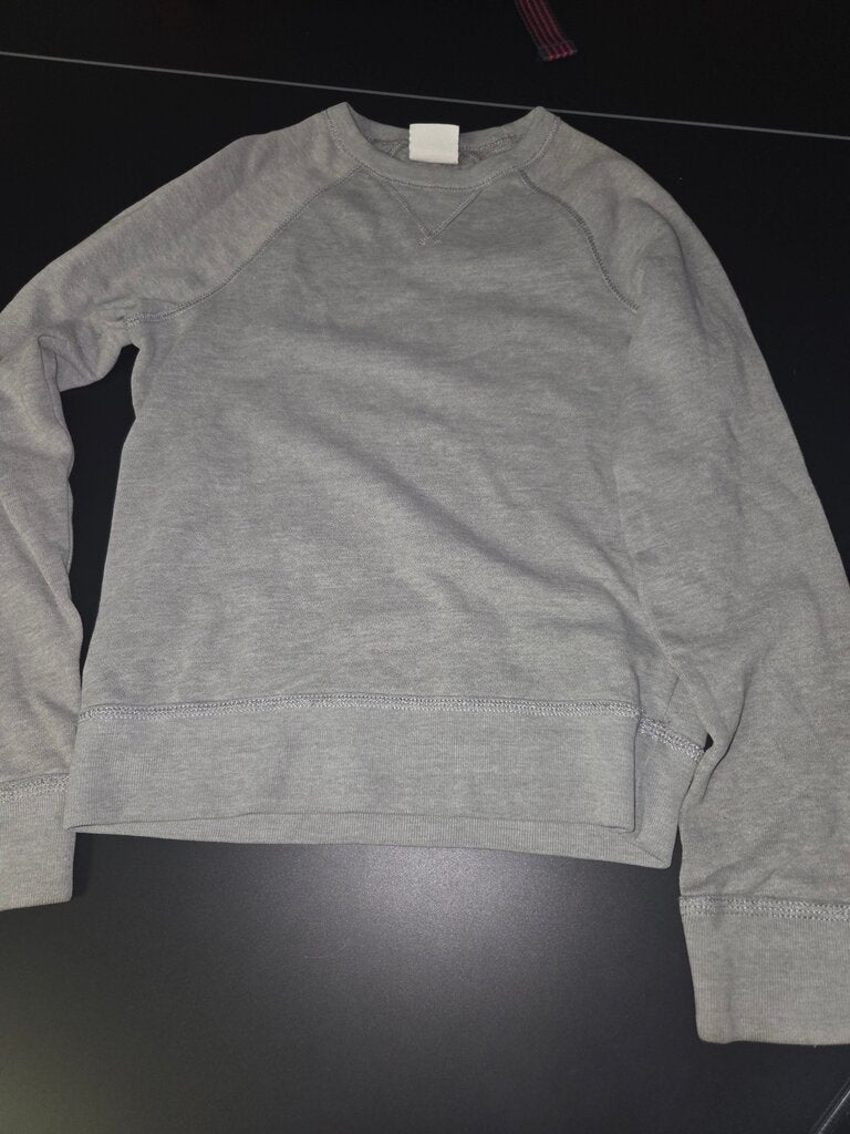 Gray Long Sleeve Sweatshirt
