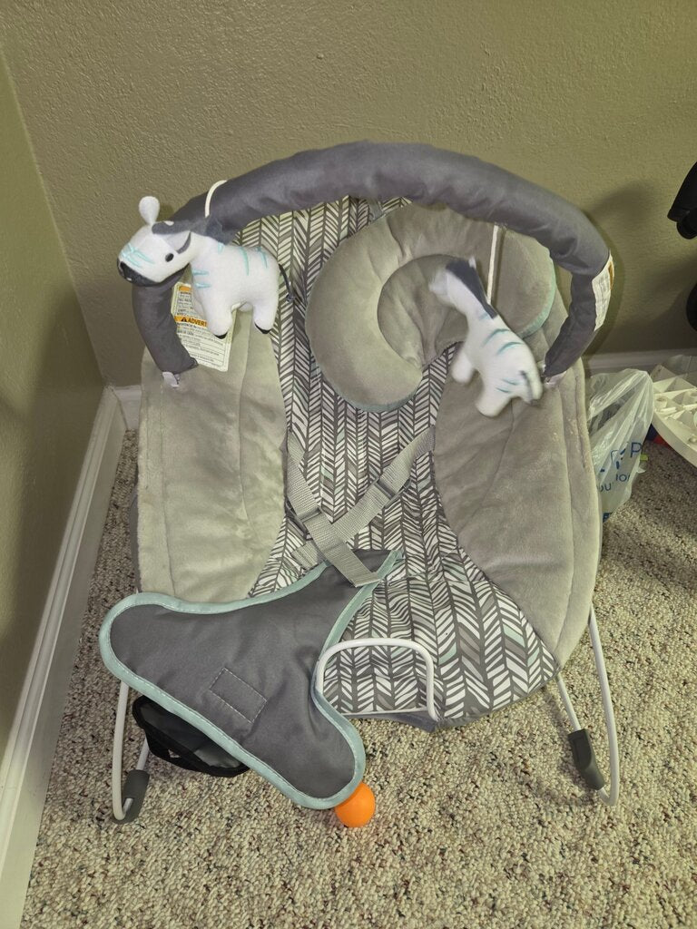 Portable Baby Bouncer with Toys